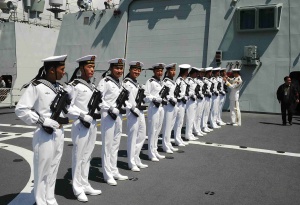 ПАО «Совфрахт» совместно с представителями ВМС КНР и российских военнослужащих празднует День Победы в Новороссийске