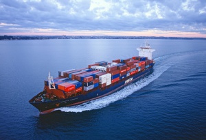 Гудок: Негабаритный альянс. АО «Совмортранс» подписало долгосрочный договор с индийским оператором Sarjak Container Lines. 
